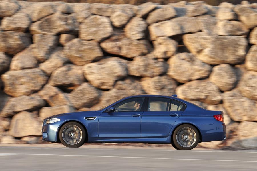 BMW M5 2011 года  (фото 82 из 344)
